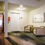 Coyote South Hotel