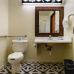 Hotel Coyote South 3*